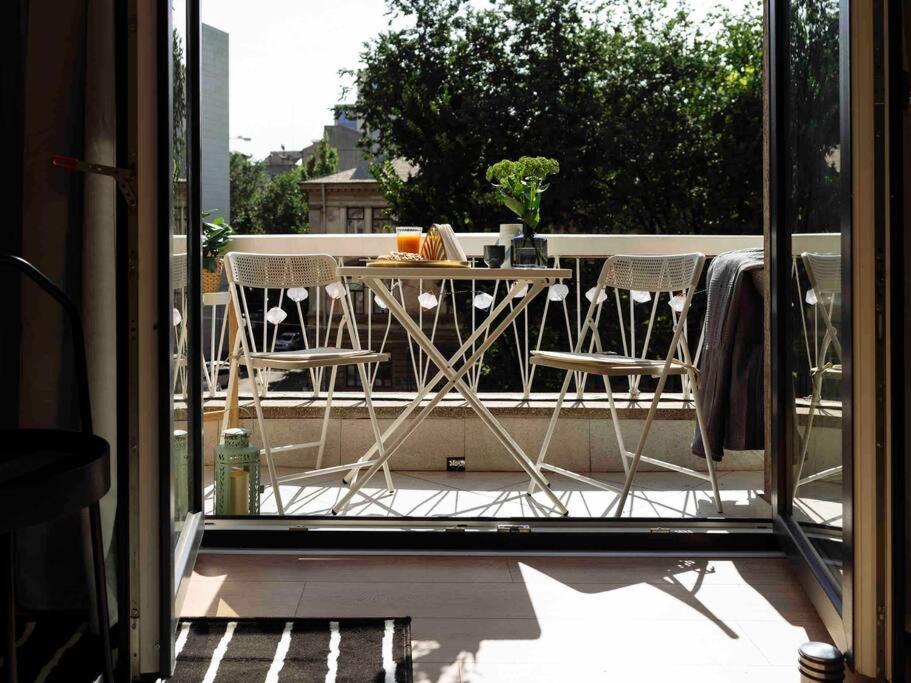 Bright 2Br Apartment - Top Location - City Balcony Bukareszt Zewnętrze zdjęcie