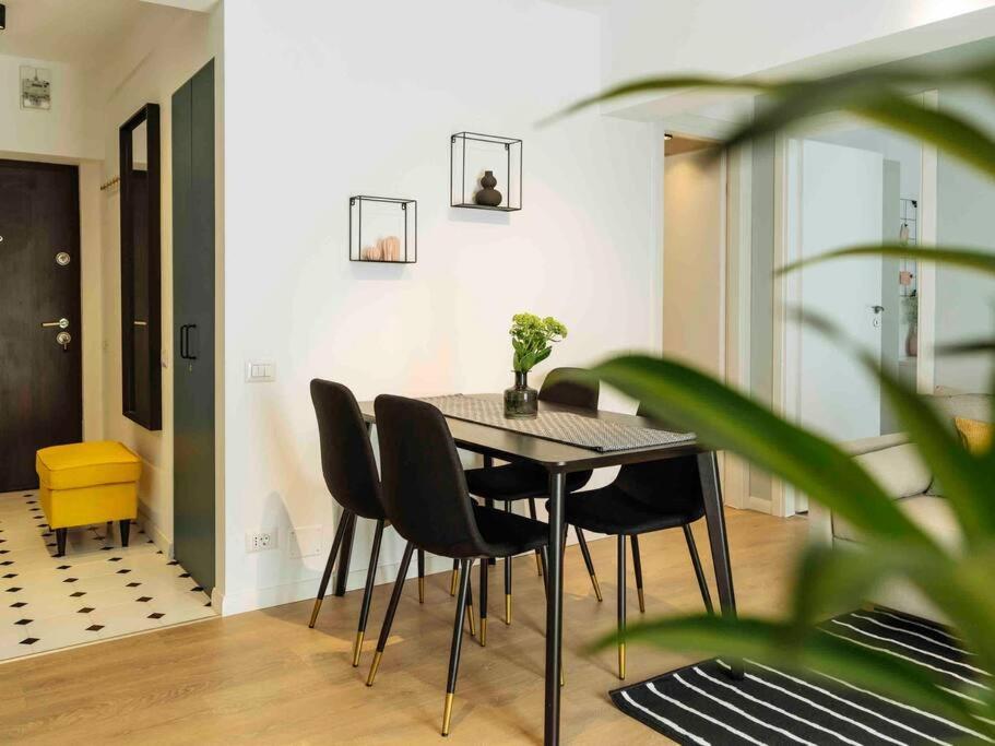 Bright 2Br Apartment - Top Location - City Balcony Bukareszt Zewnętrze zdjęcie